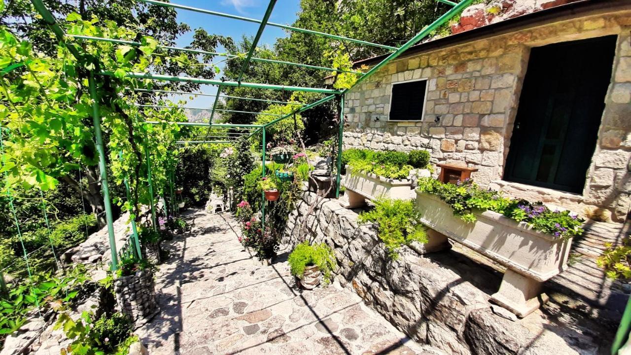 Holiday Home With A Private Pool Podspilje (Split) Exterior foto